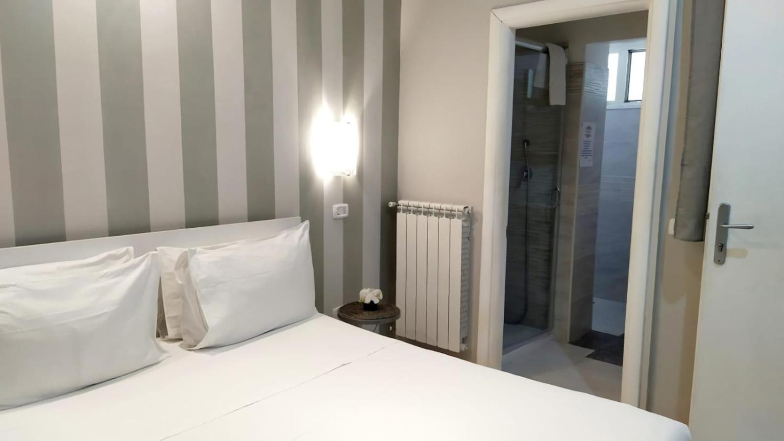 Bed and Breakfast Il Roseto Frosinone Habitación foto