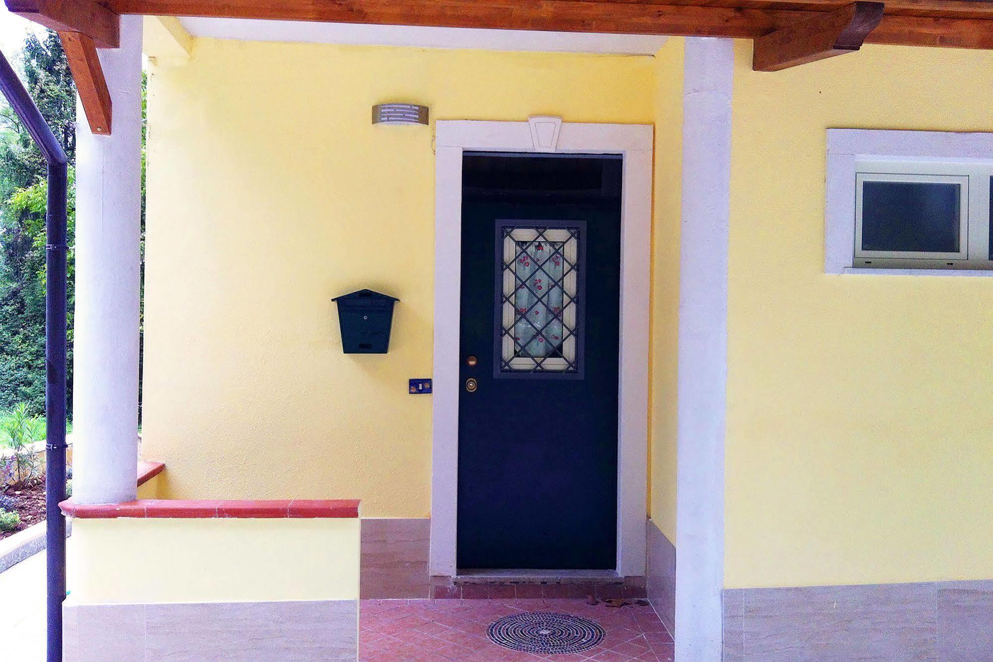 Bed and Breakfast Il Roseto Frosinone Exterior foto