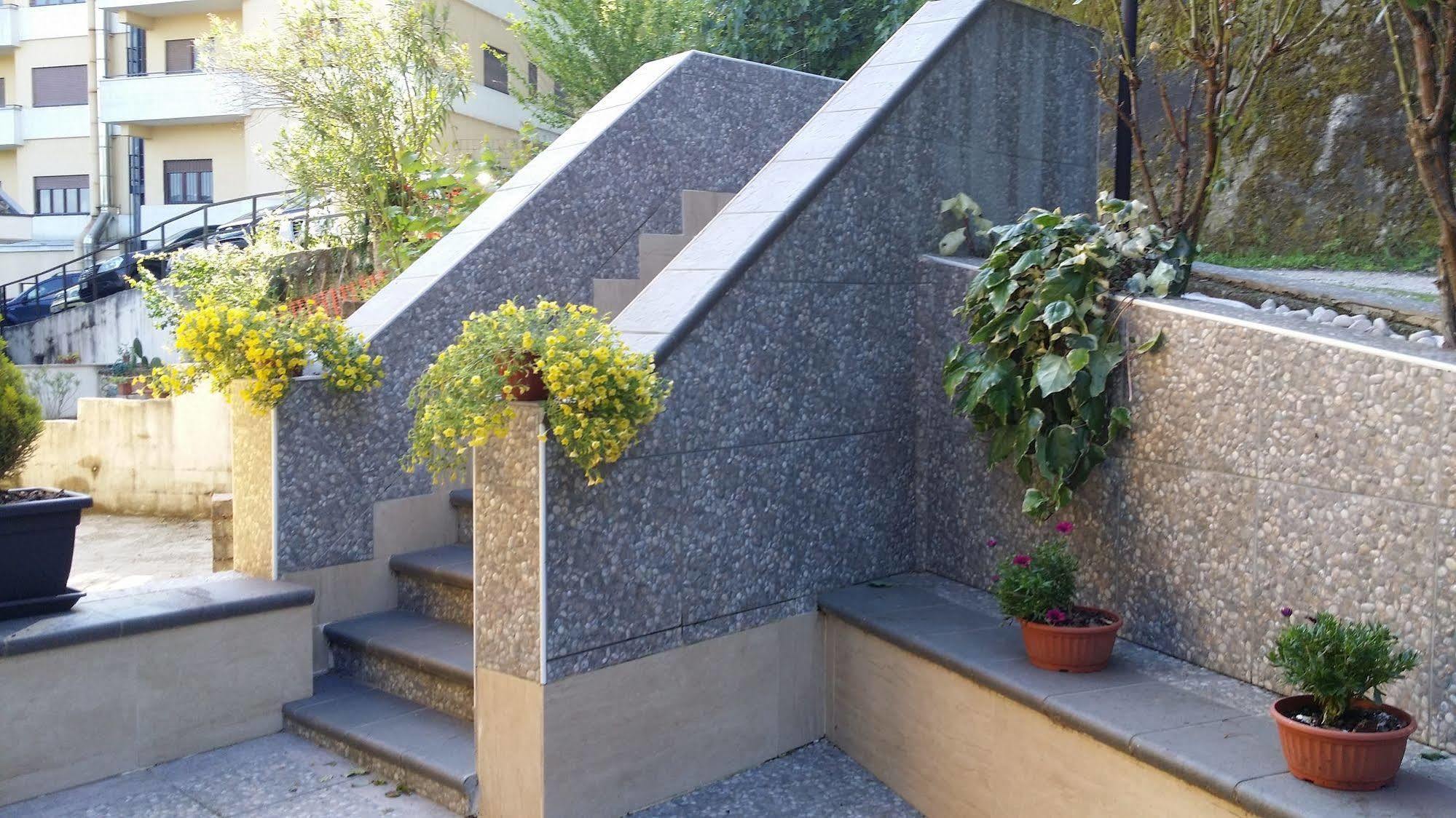Bed and Breakfast Il Roseto Frosinone Exterior foto